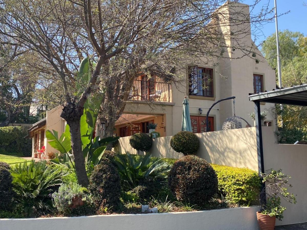 Tuscan Rose Johannesburg Esterno foto